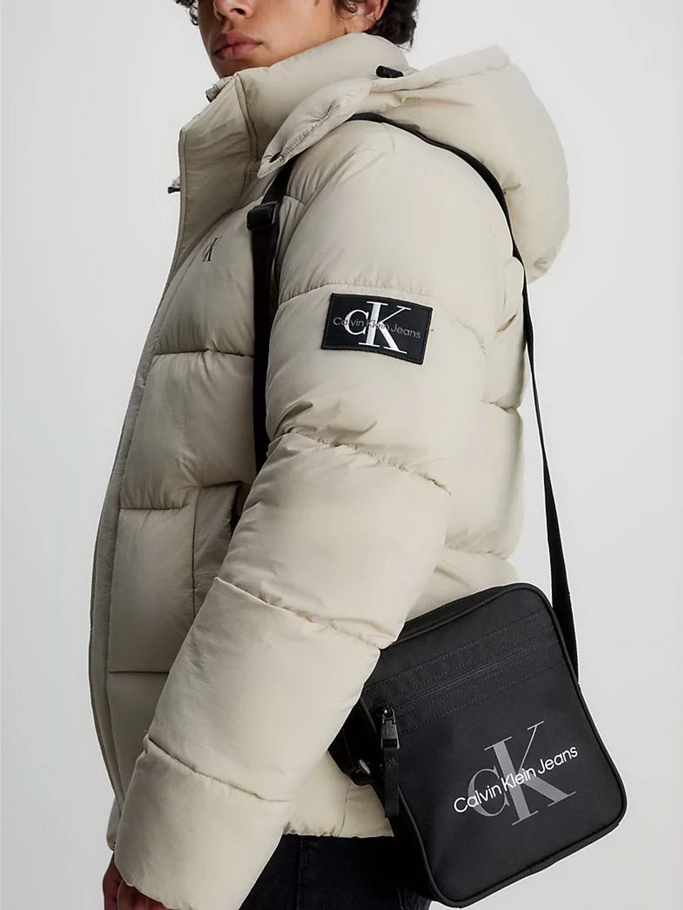 Сумки Calvin Klein Sport Essentials Reporter18 M модель K50K511098-BDS Сумки Calvin Klein Sport Essentials Reporter18 M модель K50K511098-BDS Фото