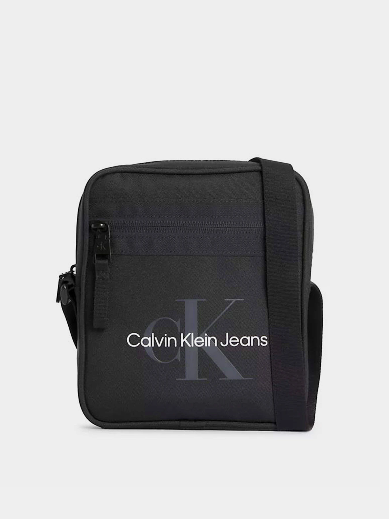 Сумки Calvin Klein Sport Essentials Reporter18 M модель K50K511098-BDS Сумки Calvin Klein Sport Essentials Reporter18 M модель K50K511098-BDS Фото