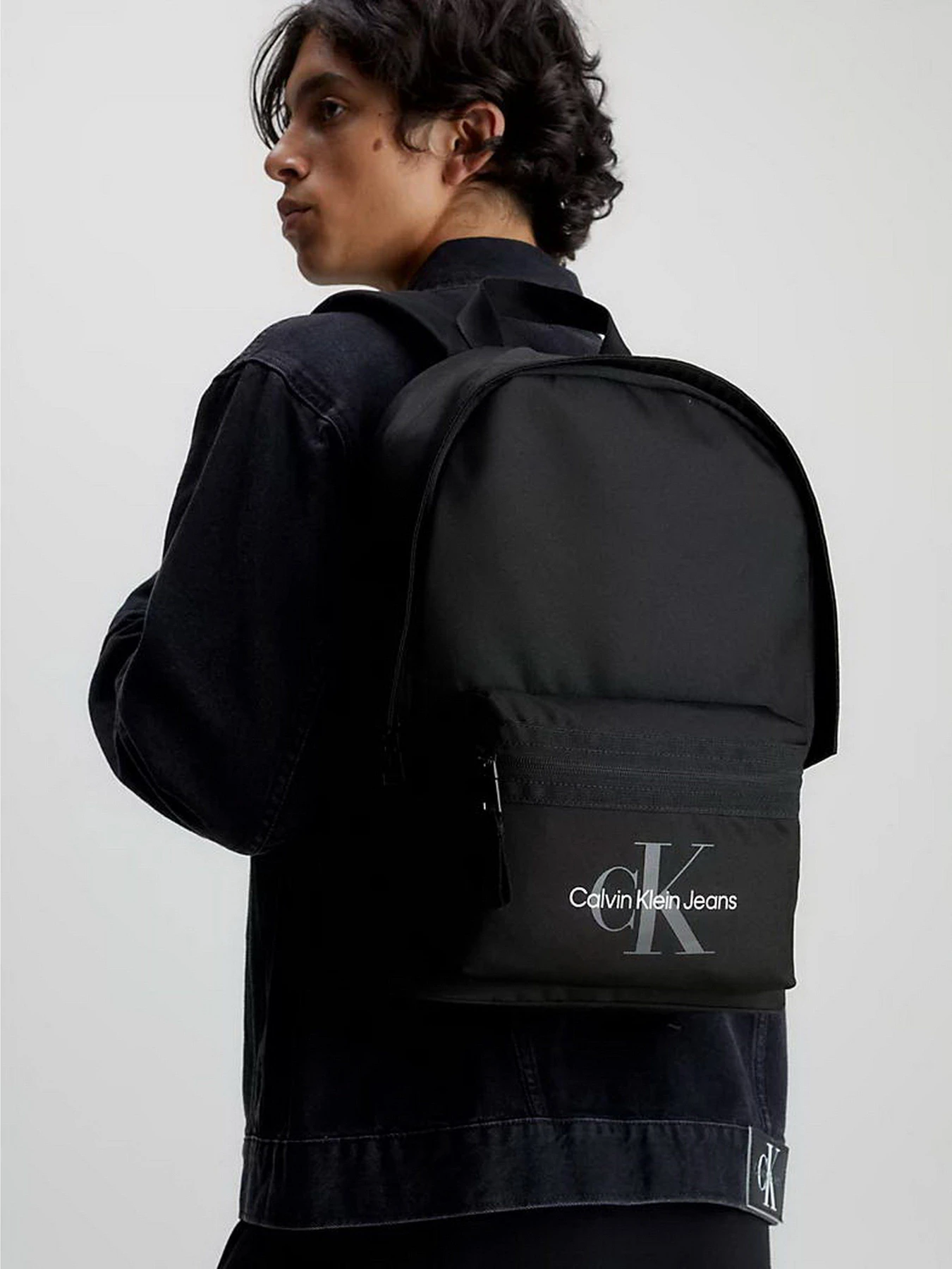 Рюкзаки Calvin Klein Sport Essentials Campus Bp40 M модель K50K511100-BDS Рюкзаки Calvin Klein Sport Essentials Campus Bp40 M модель K50K511100-BDS Фото