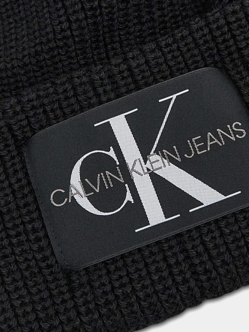 Calvin Klein Monogram Beanie Wl Шапка колір чорний фото 3