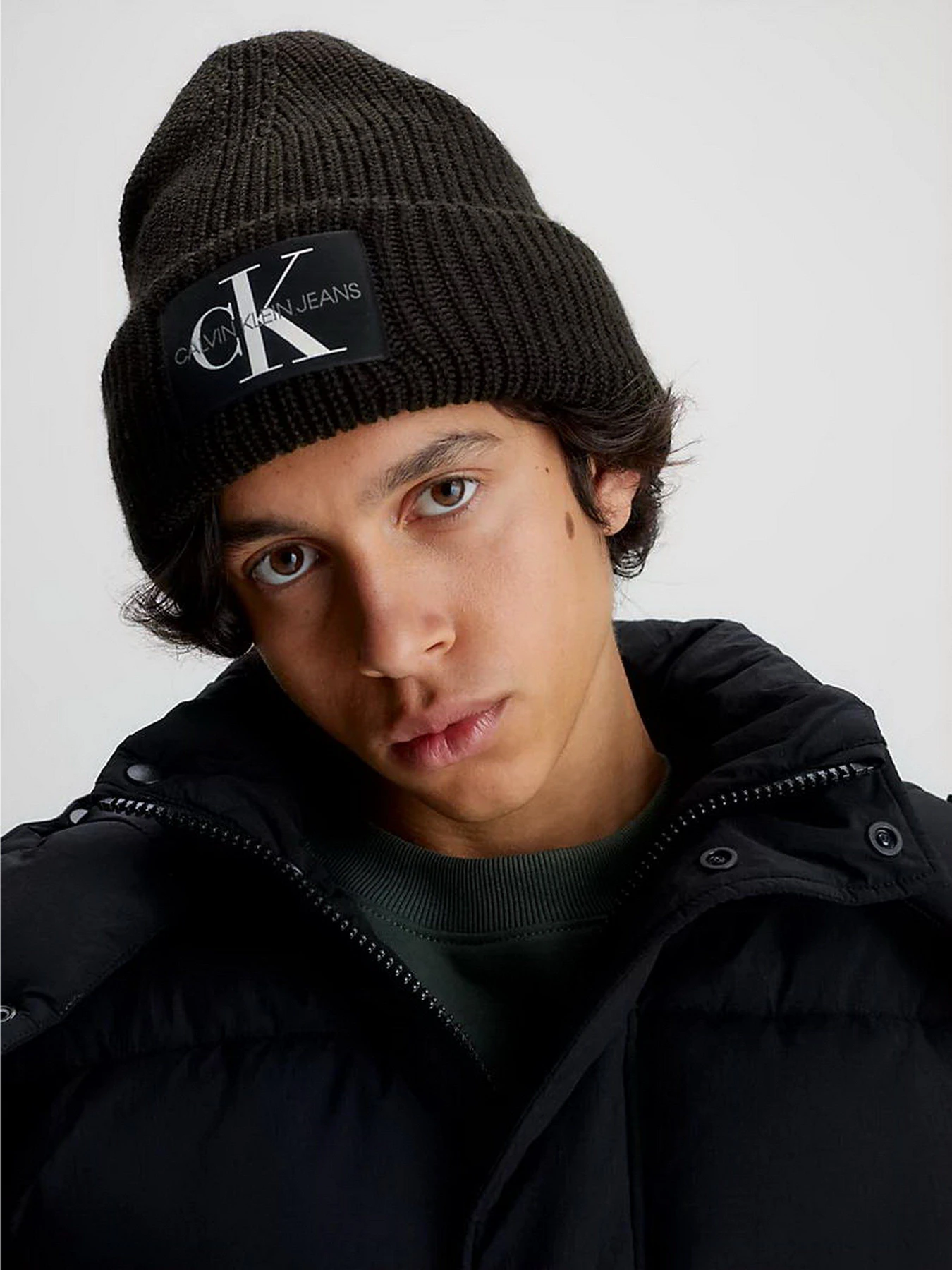 Шапки и кепки Calvin Klein Monologo Patch Beanie модель K50K506242-GT8 Фото