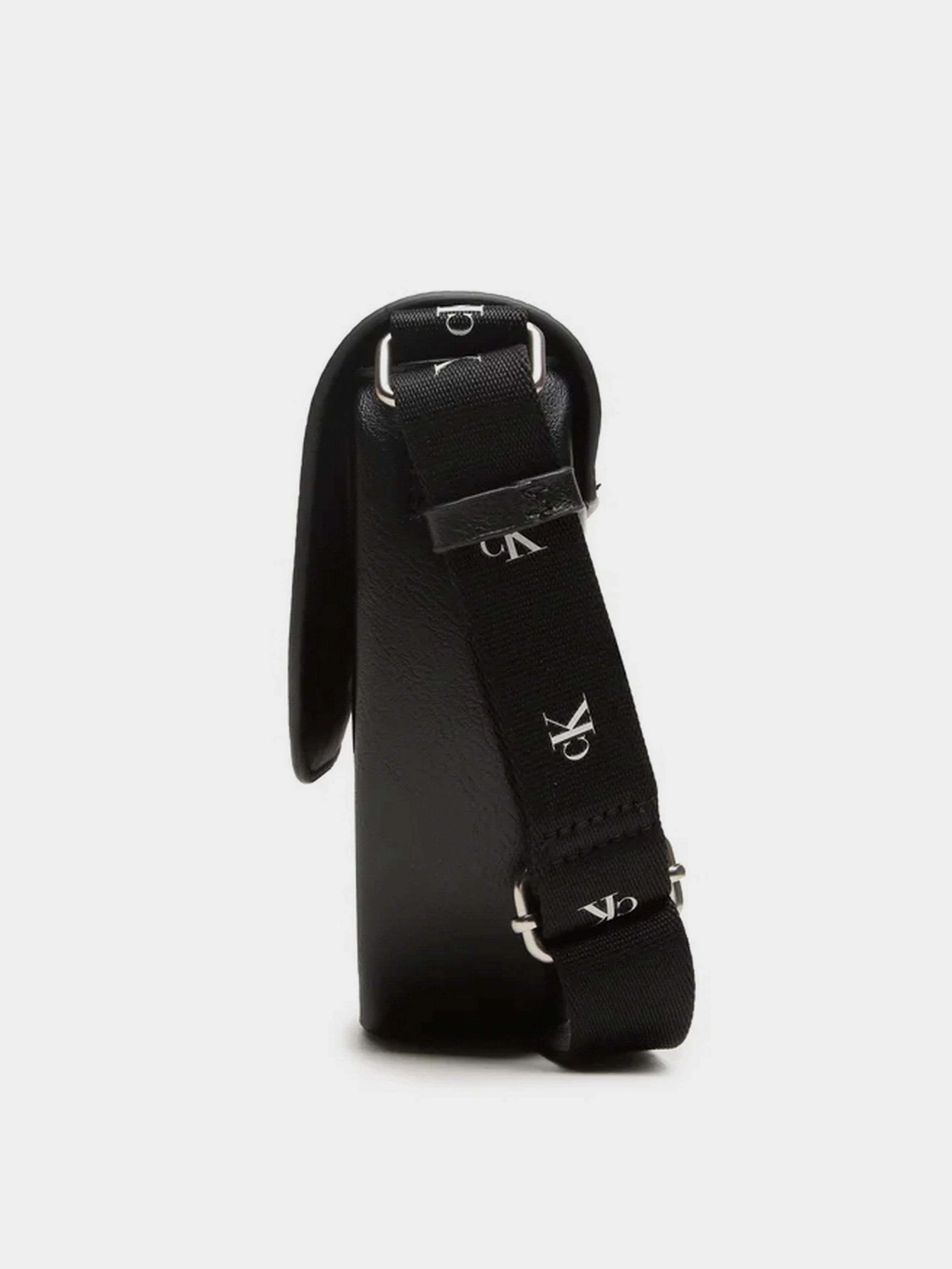 Сумки Calvin Klein Ultralight Saddle22 Pu модель K60K610846-BDS Сумки Calvin Klein Ultralight Saddle22 Pu модель K60K610846-BDS Фото