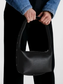 Сумки Calvin Klein Ultralight Shoulder Bag22 Pu модель K60K610852-BDS Фото