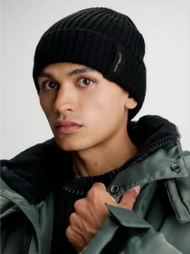 Шапки та кепки Calvin Klein Ultralight Nylon Beanie модель K50K511157-BDS Фото