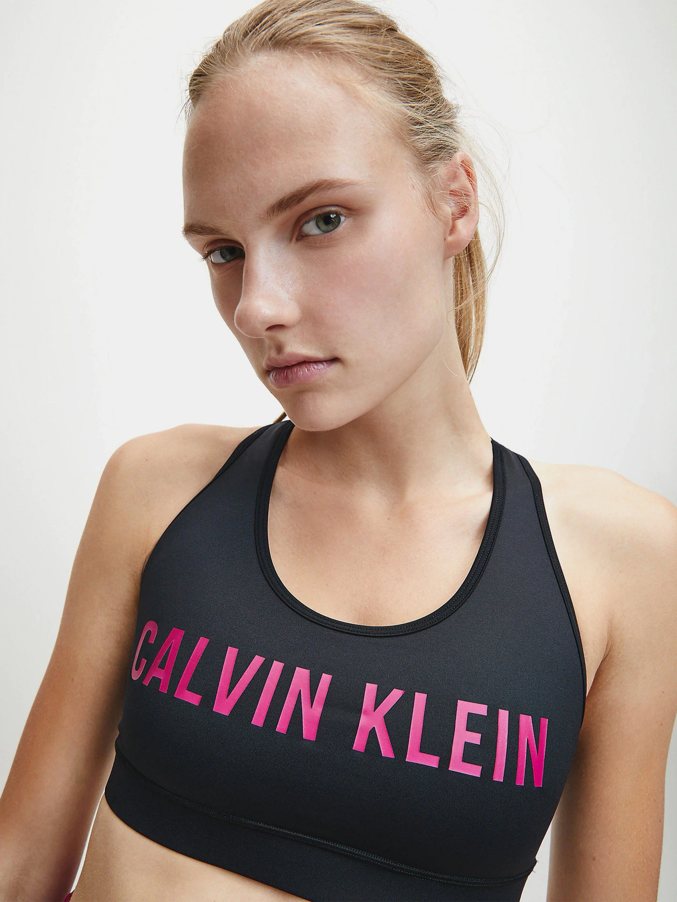 Футболки и поло Calvin Klein Medium Support модель 00GWF0K157-014 Фото