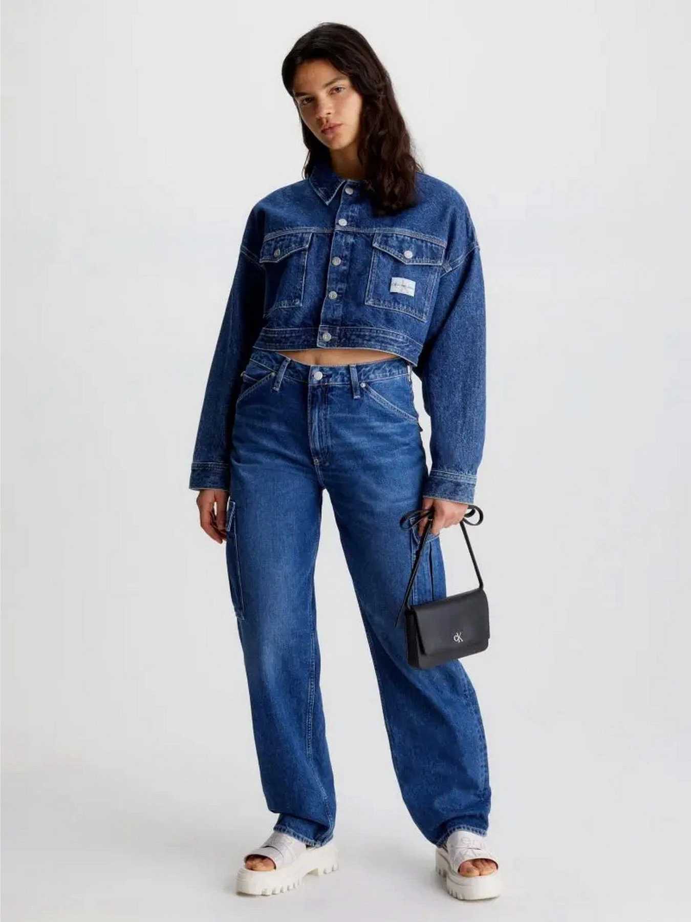 Сумки Calvin Klein Minimal Monogram Walet W/Strap модель K60K610704-BDS Сумки Calvin Klein Minimal Monogram Walet W/Strap модель K60K610704-BDS Фото