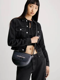 Сумки Calvin Klein Sculpted Saddle Bag22 Mono модель K60K611223-01F Фото