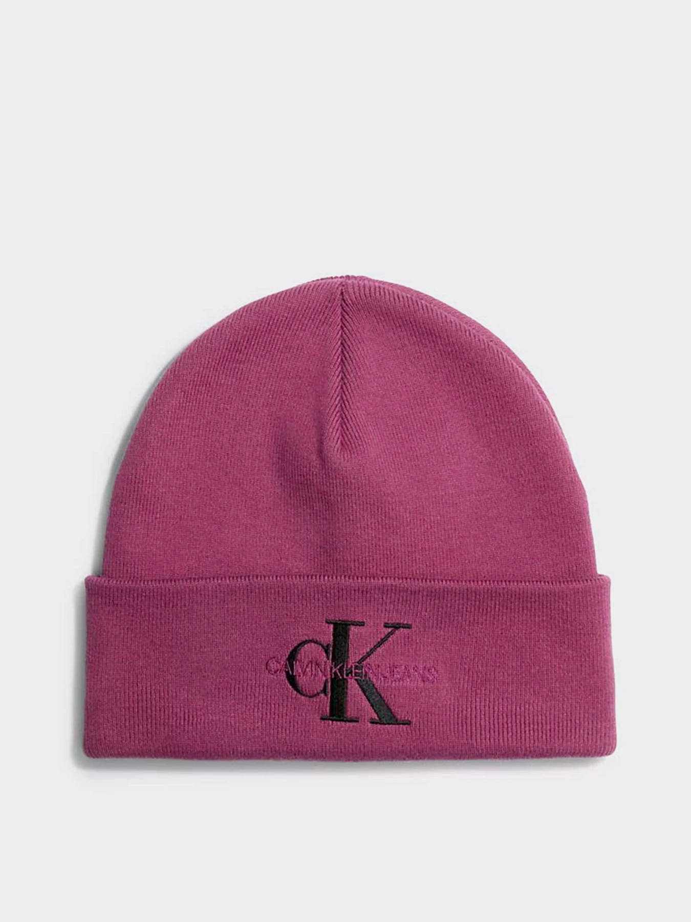 Шапки и кепки Calvin Klein ʼ Monologo Embro Beanie модель K60K611254-VAC Шапки и кепки Calvin Klein ʼ Monologo Embro Beanie модель K60K611254-VAC Фото
