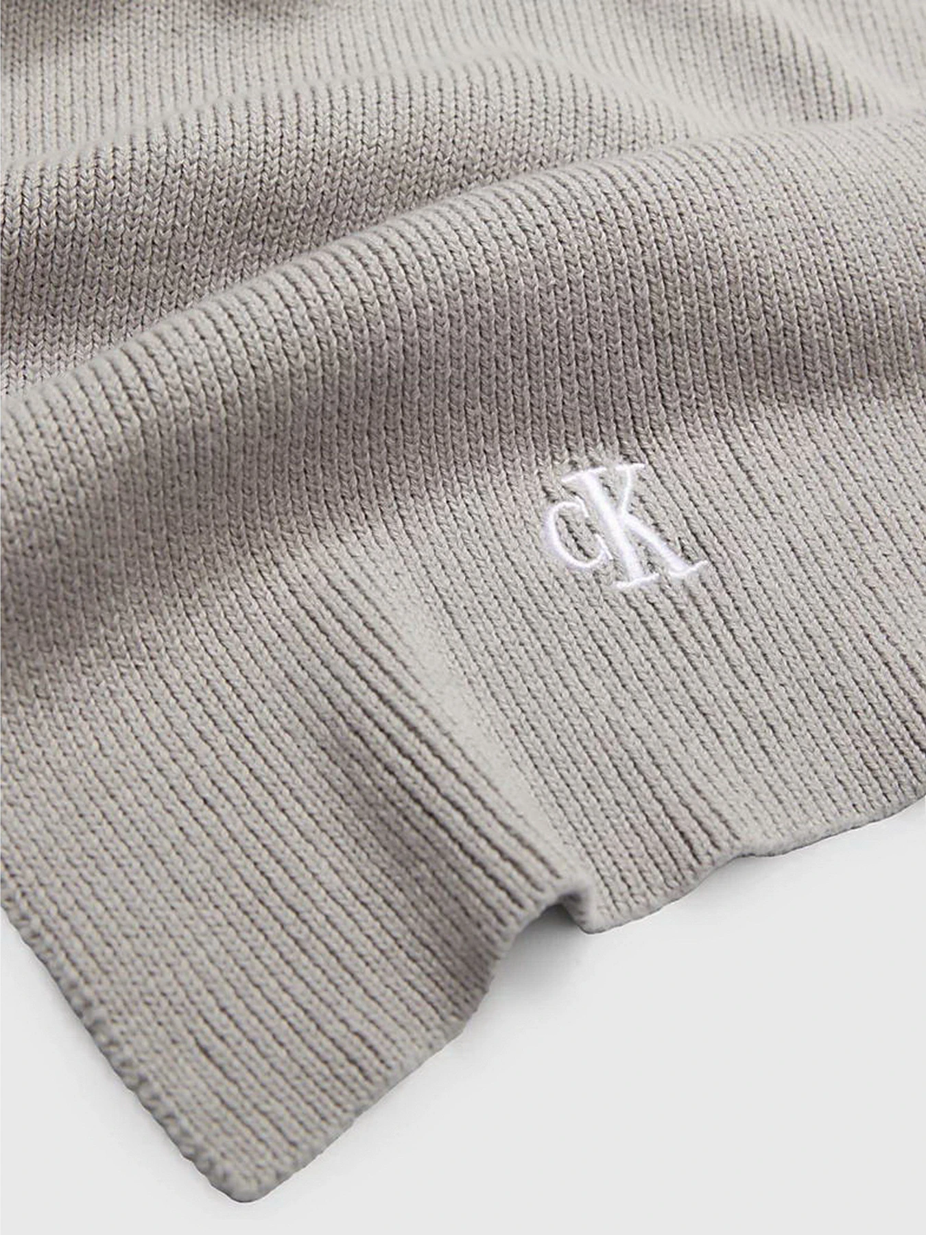 Шарфы и платки Calvin Klein Archive Logo Scarf модель K60K611265-PEE Шарфы и платки Calvin Klein Archive Logo Scarf модель K60K611265-PEE Фото