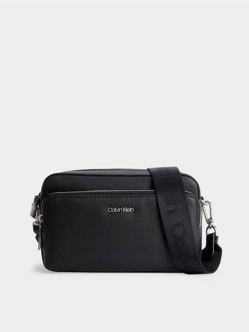 Сумки Calvin Klein Must Camera Bag W/Pckt Lg модель K60K608410-BAX Фото