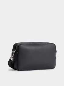 Сумки Calvin Klein Must Camera Bag W/Pckt Lg модель K60K608410-BAX Фото