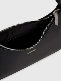 Сумки Calvin Klein Must Small Shoulder Bag модель K60K609613-BAX Фото