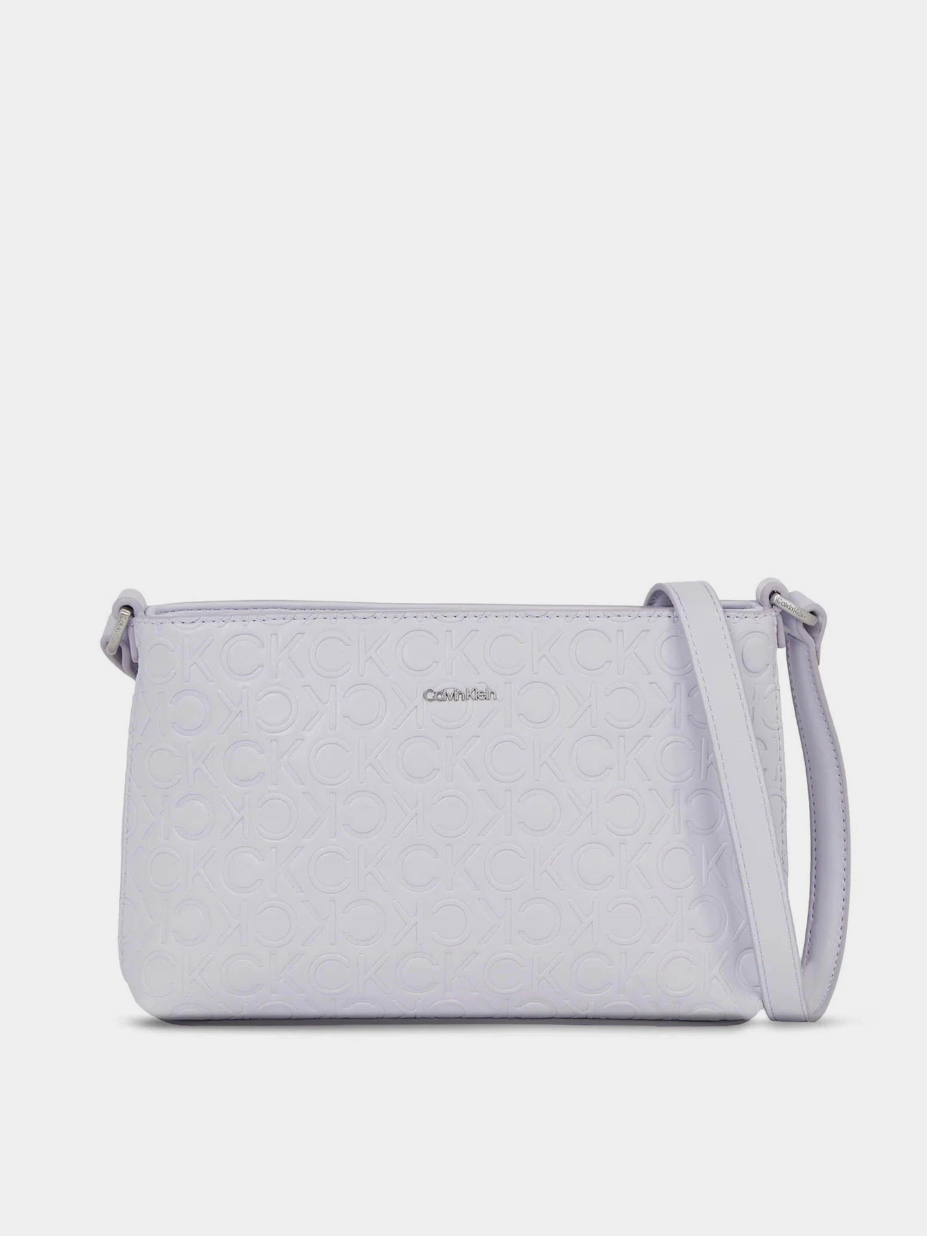 Сумки Calvin Klein Ck Must Xbody Md-Emb Mono модель K60K611001-CFX Сумки Calvin Klein Ck Must Xbody Md-Emb Mono модель K60K611001-CFX Фото