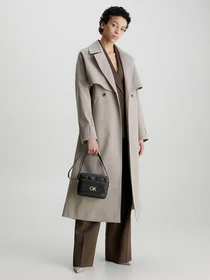 Сумки Calvin Klein Re-Lock Camera Bag W/Flap модель K60K611083-BAX Фото
