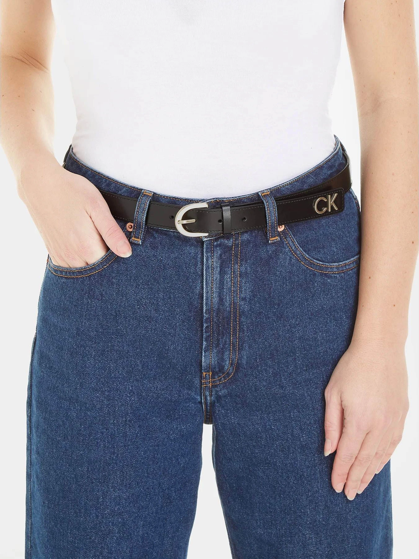 Ремені Calvin Klein Re-Lock Rnd Bckl Blt W/Tip модель K60K611103-BAX Ремені Calvin Klein Re-Lock Rnd Bckl Blt W/Tip модель K60K611103-BAX Фото