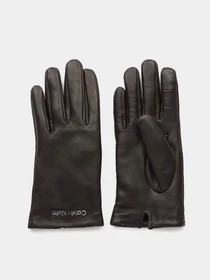 Перчатки и варежки Calvin Klein Ck Must Gloves модель K60K608652-BAX Перчатки и варежки Calvin Klein Ck Must Gloves модель K60K608652-BAX Фото