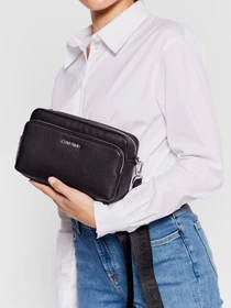 Сумки Calvin Klein Ck Must Camera Bag W/Pckt Lg модель K60K608410-BEH Фото