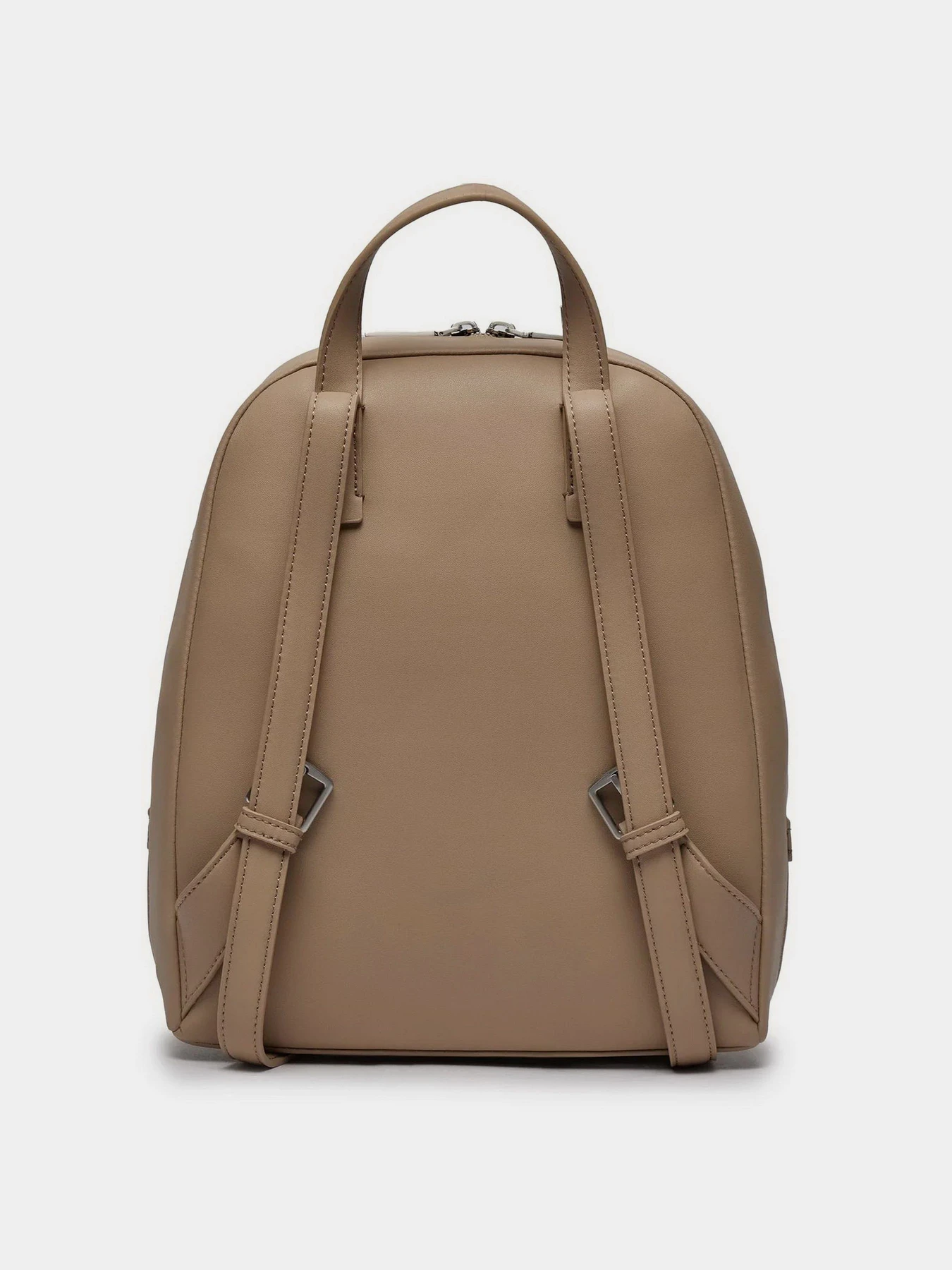 Рюкзаки Calvin Klein Ck Must Dome Backpack модель K60K611363-PFA Рюкзаки Calvin Klein Ck Must Dome Backpack модель K60K611363-PFA Фото