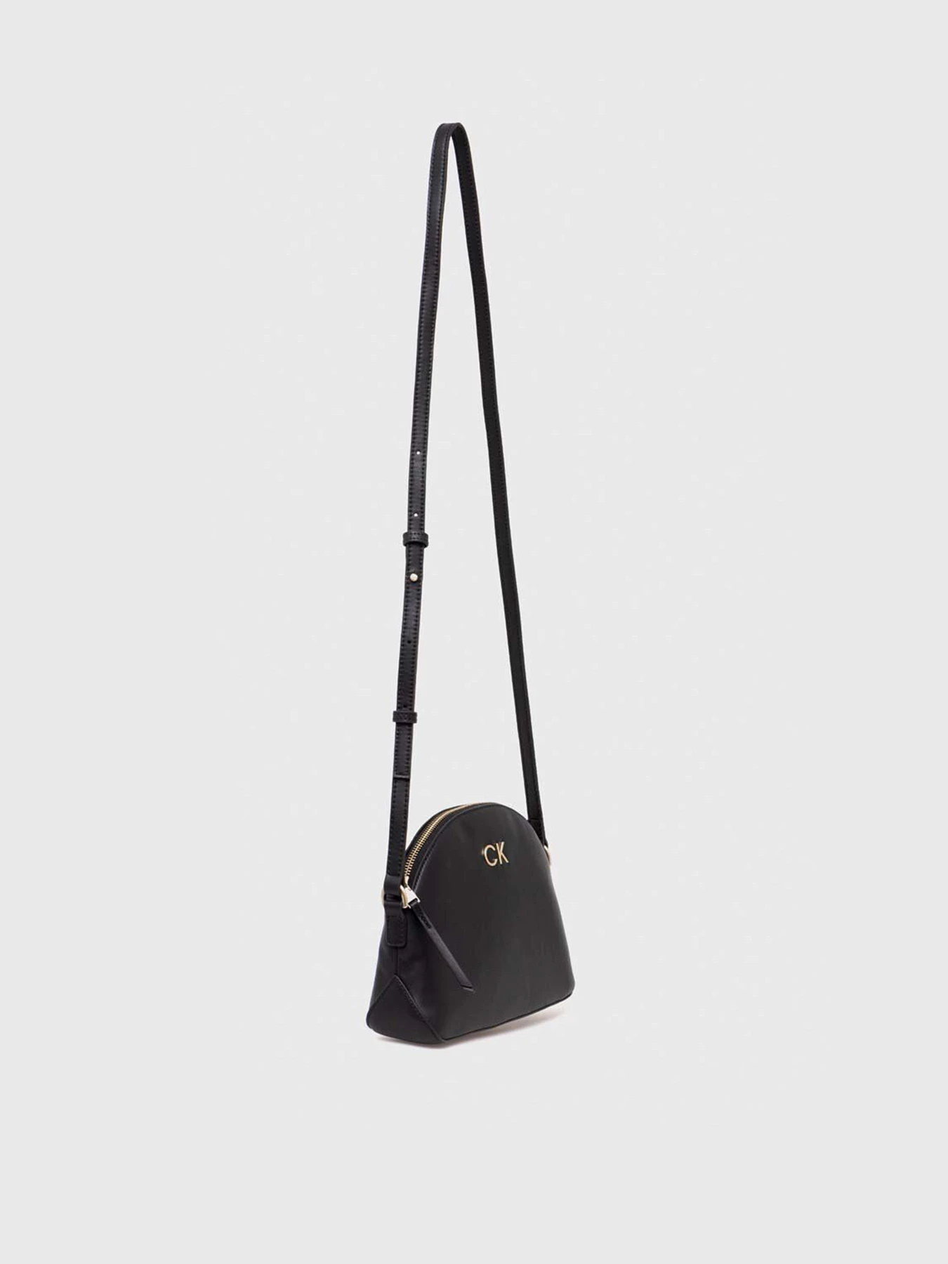 Сумки Calvin Klein Re-Lock Seasonal Crossbody Md модель K60K611444-BEH Сумки Calvin Klein Re-Lock Seasonal Crossbody Md модель K60K611444-BEH Фото