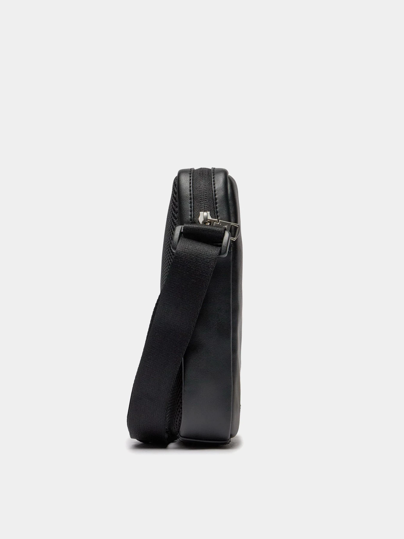Сумки Calvin Klein Monogram Soft Reporter18 модель K50K511523-BEH Фото