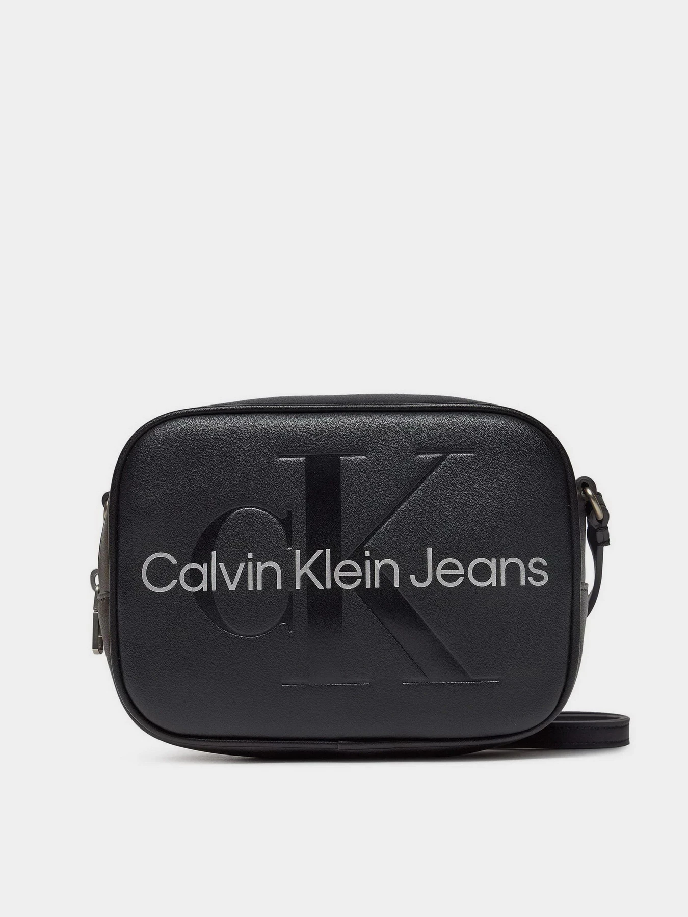 Сумки Calvin Klein Sculpted Camera Bag18 Mono модель K60K610275-0GL Сумки Calvin Klein Sculpted Camera Bag18 Mono модель K60K610275-0GL Фото