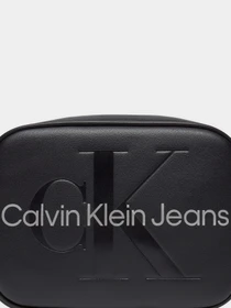 Сумки Calvin Klein Sculpted Camera Bag18 Mono модель K60K610275-0GL Фото