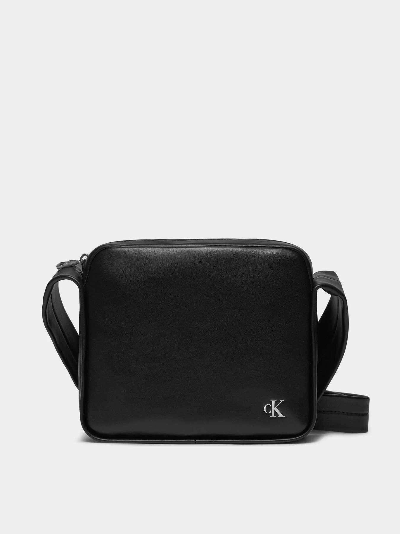 Сумки Calvin Klein Block Sq Camerabag21 Pu модель K60K611468-BEH Сумки Calvin Klein Block Sq Camerabag21 Pu модель K60K611468-BEH Фото