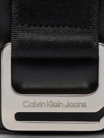 Сумки Calvin Klein Off Duty Crescent Bag22 модель K60K611476-BEH Фото
