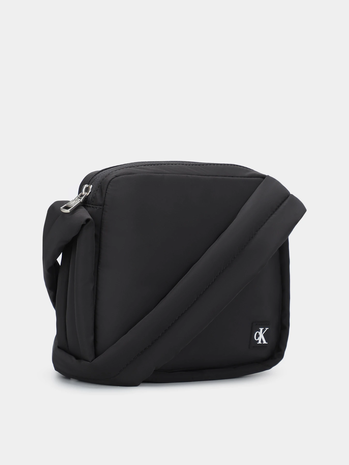 Сумки Calvin Klein Block Sq Camerabag21 Ny модель K60K611557-BEH Фото