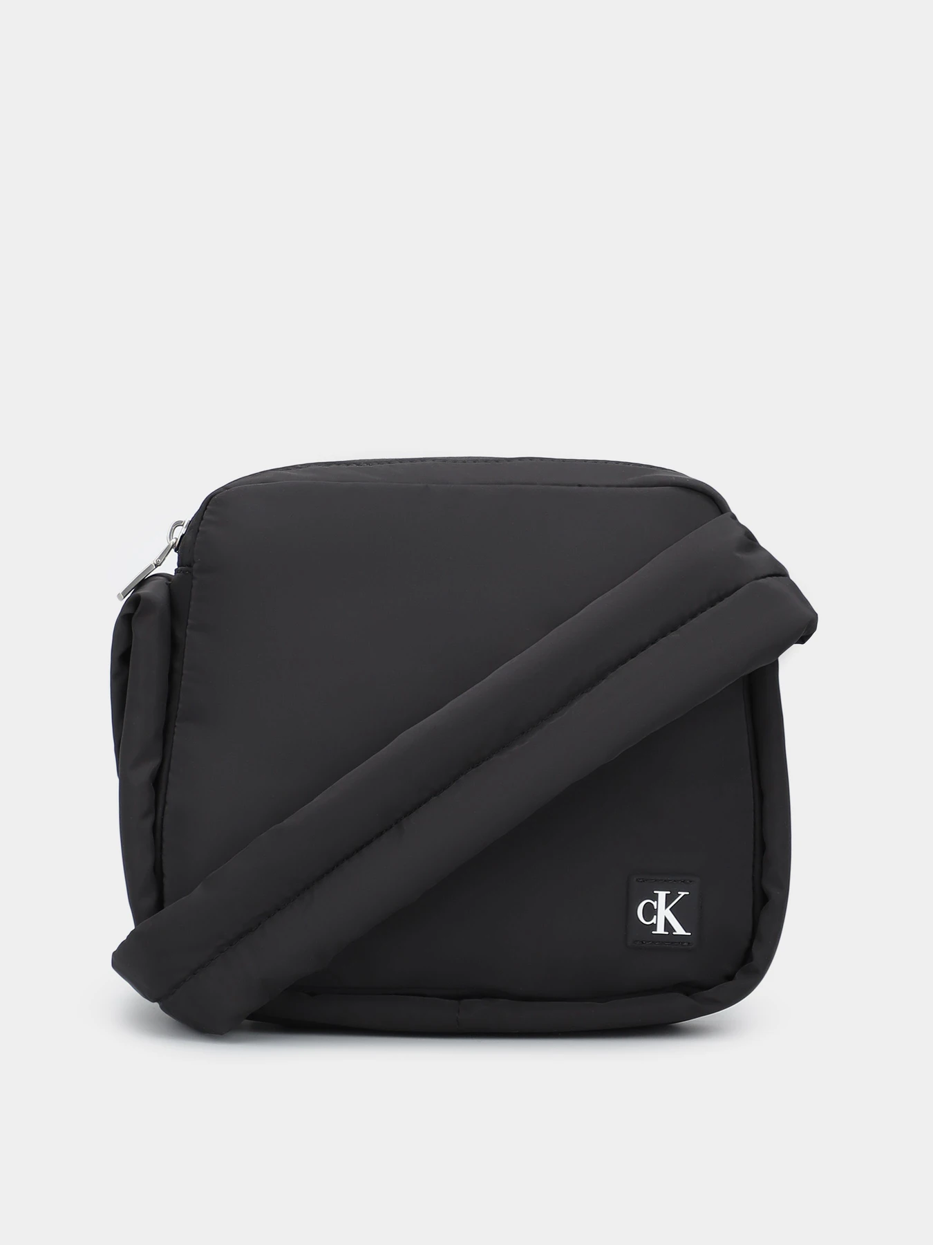 Сумки Calvin Klein Block Sq Camerabag21 Ny модель K60K611557-BEH Фото