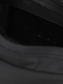 Сумки Calvin Klein Block Sq Camerabag21 Ny модель K60K611557-BEH Фото