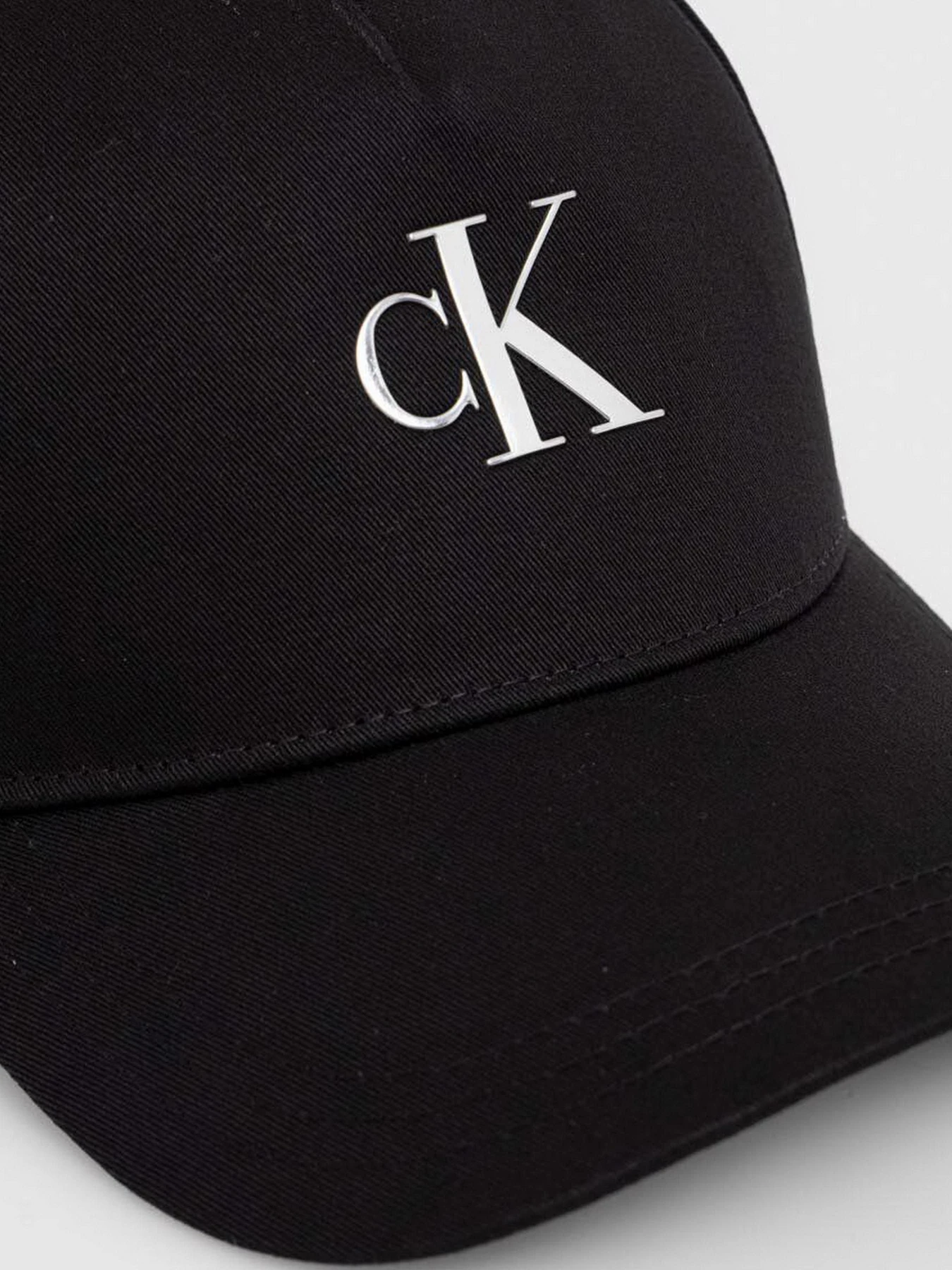 Шапки и кепки Calvin Klein Minimal Monogram модель K60K611541-BEH Фото