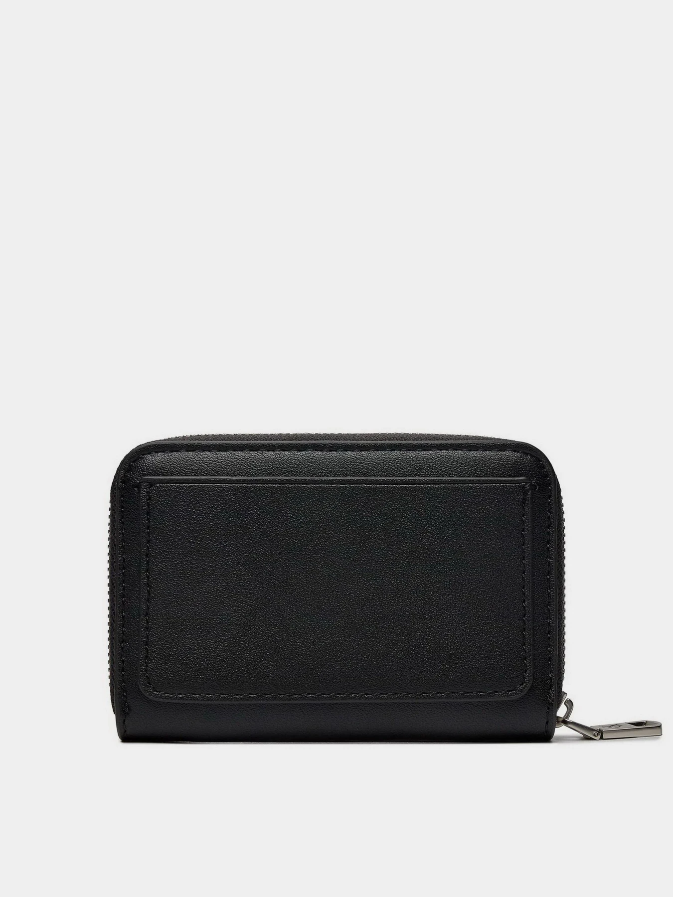 Гаманці Calvin Klein Sculpted Med Zip Around Mono модель K60K607229-0GL Гаманці Calvin Klein Sculpted Med Zip Around Mono модель K60K607229-0GL Фото