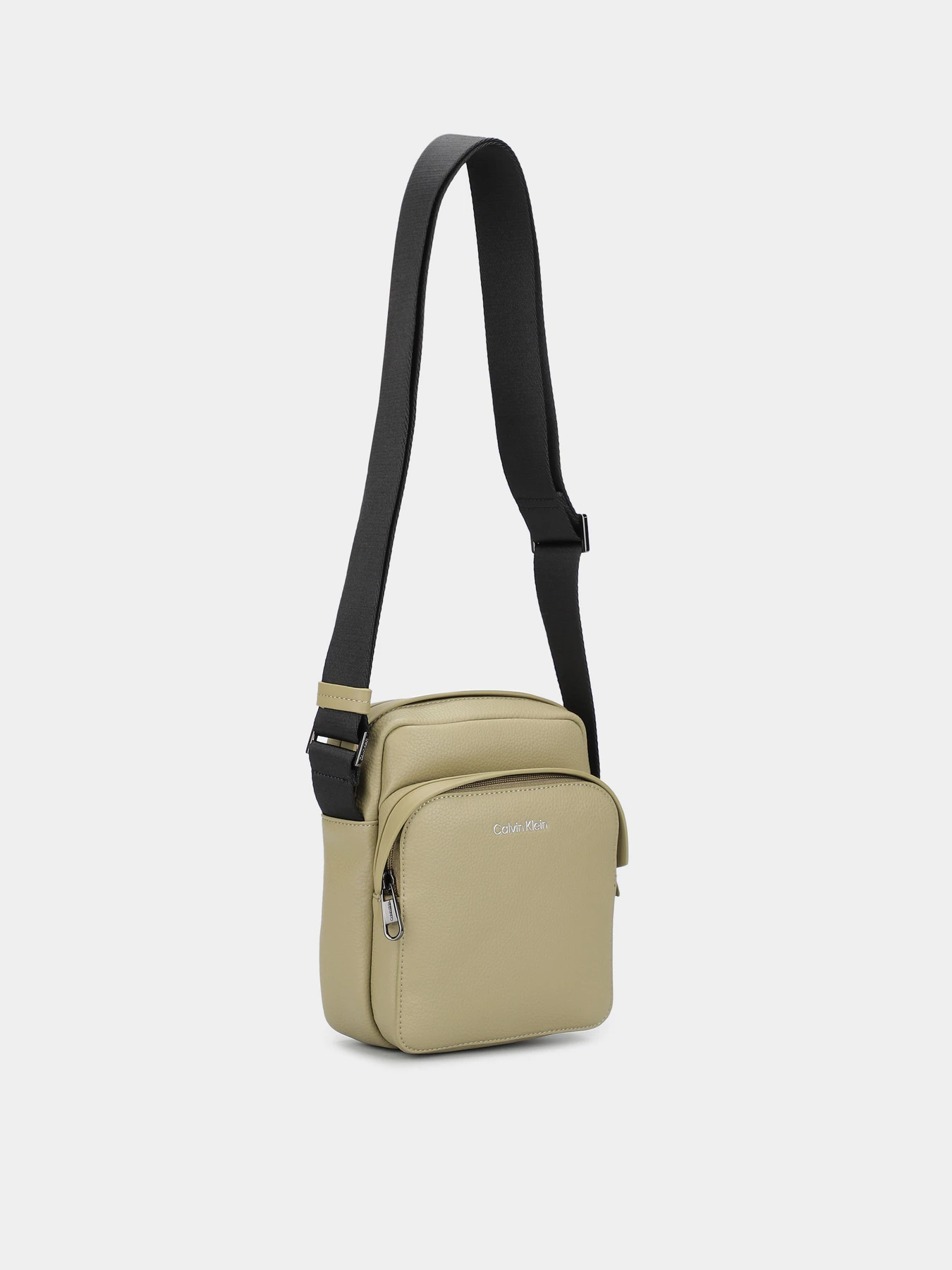 Сумки Calvin Klein Ck Must Reporter S модель K50K511606-MSS Сумки Calvin Klein Ck Must Reporter S модель K50K511606-MSS Фото