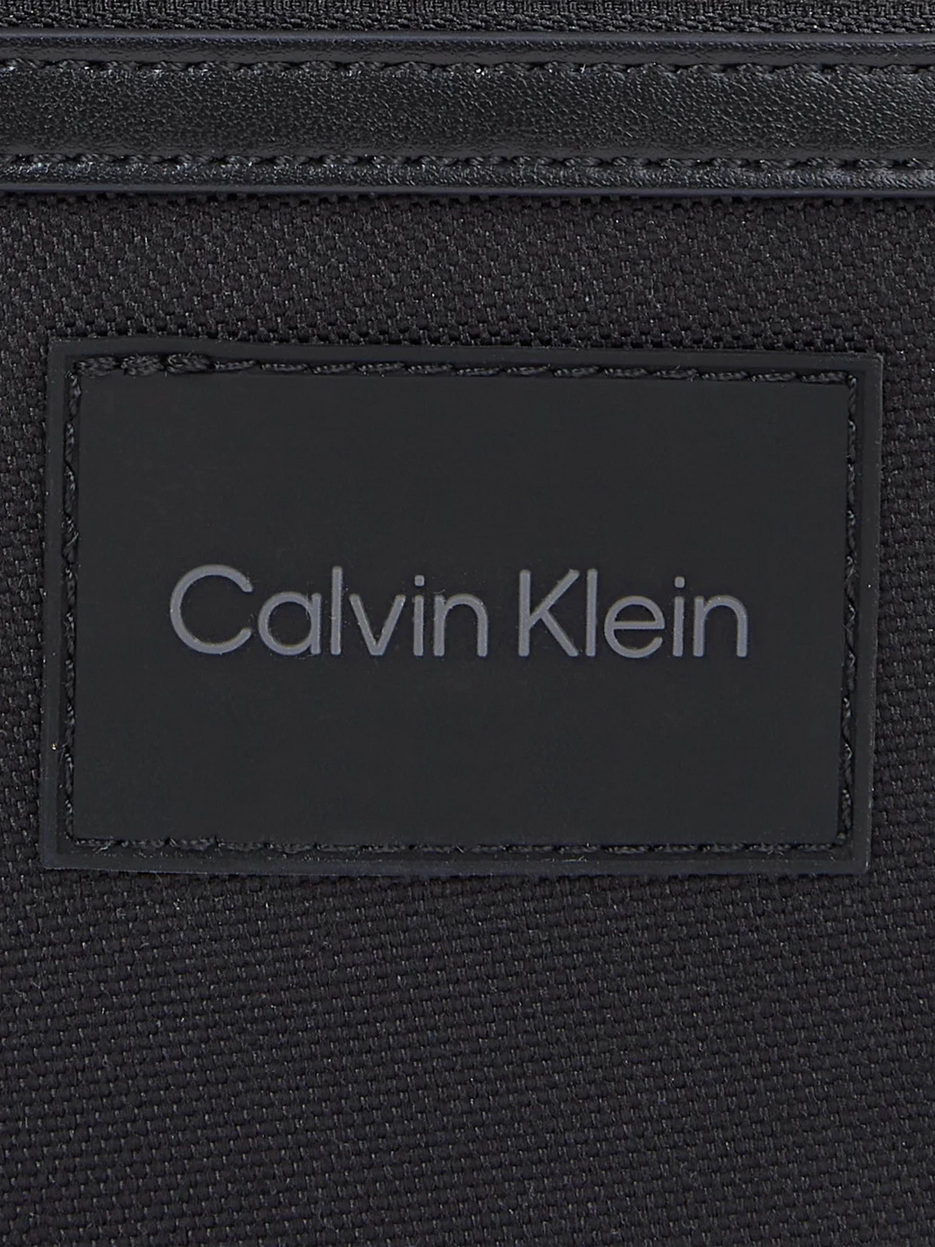 Сумки Calvin Klein Remote Pro модель K50K511748-BEH Фото