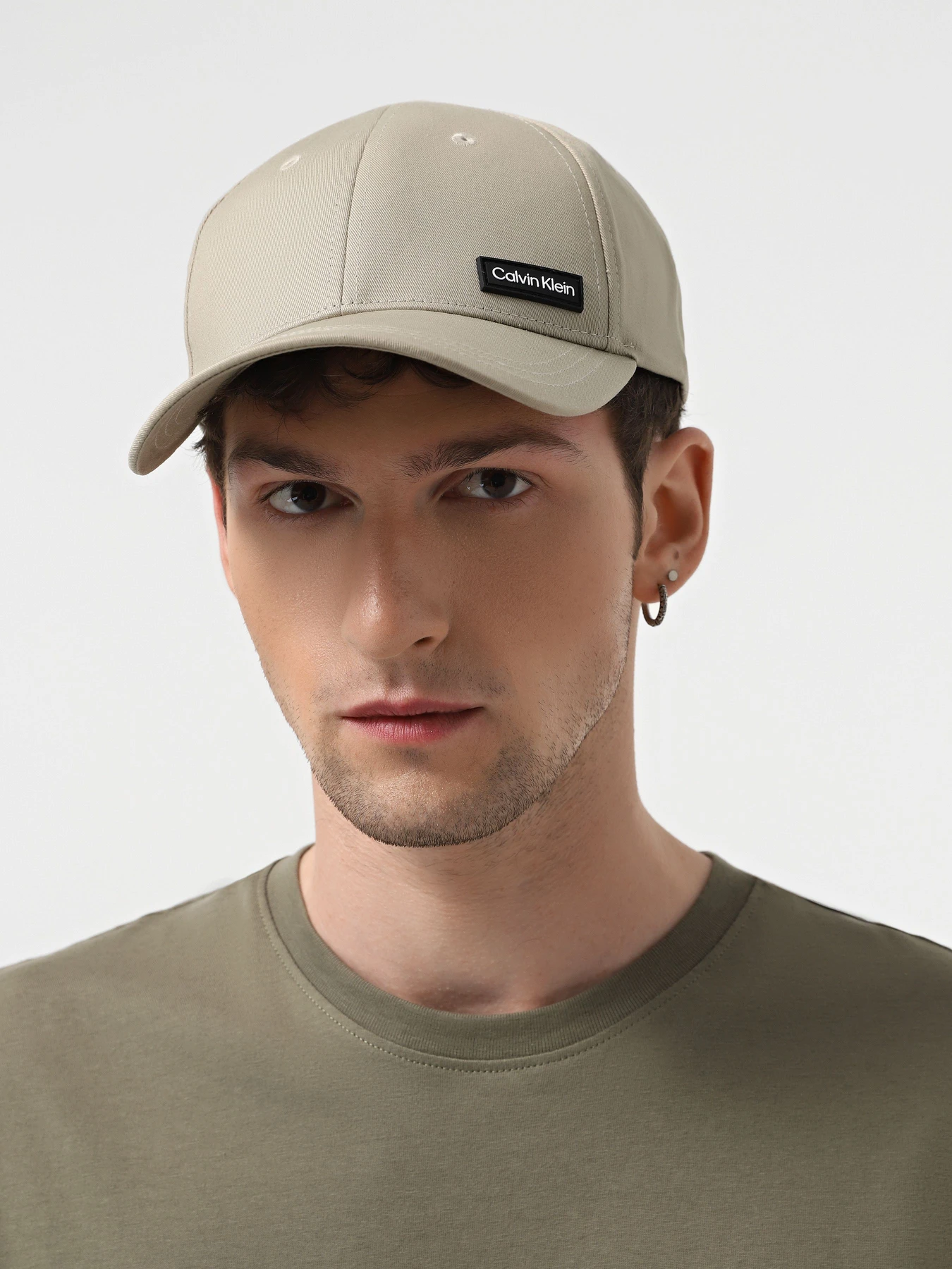 Шапки и кепки Calvin Klein Elevated Patch модель K50K510487-PKR Шапки и кепки Calvin Klein Elevated Patch модель K50K510487-PKR Фото