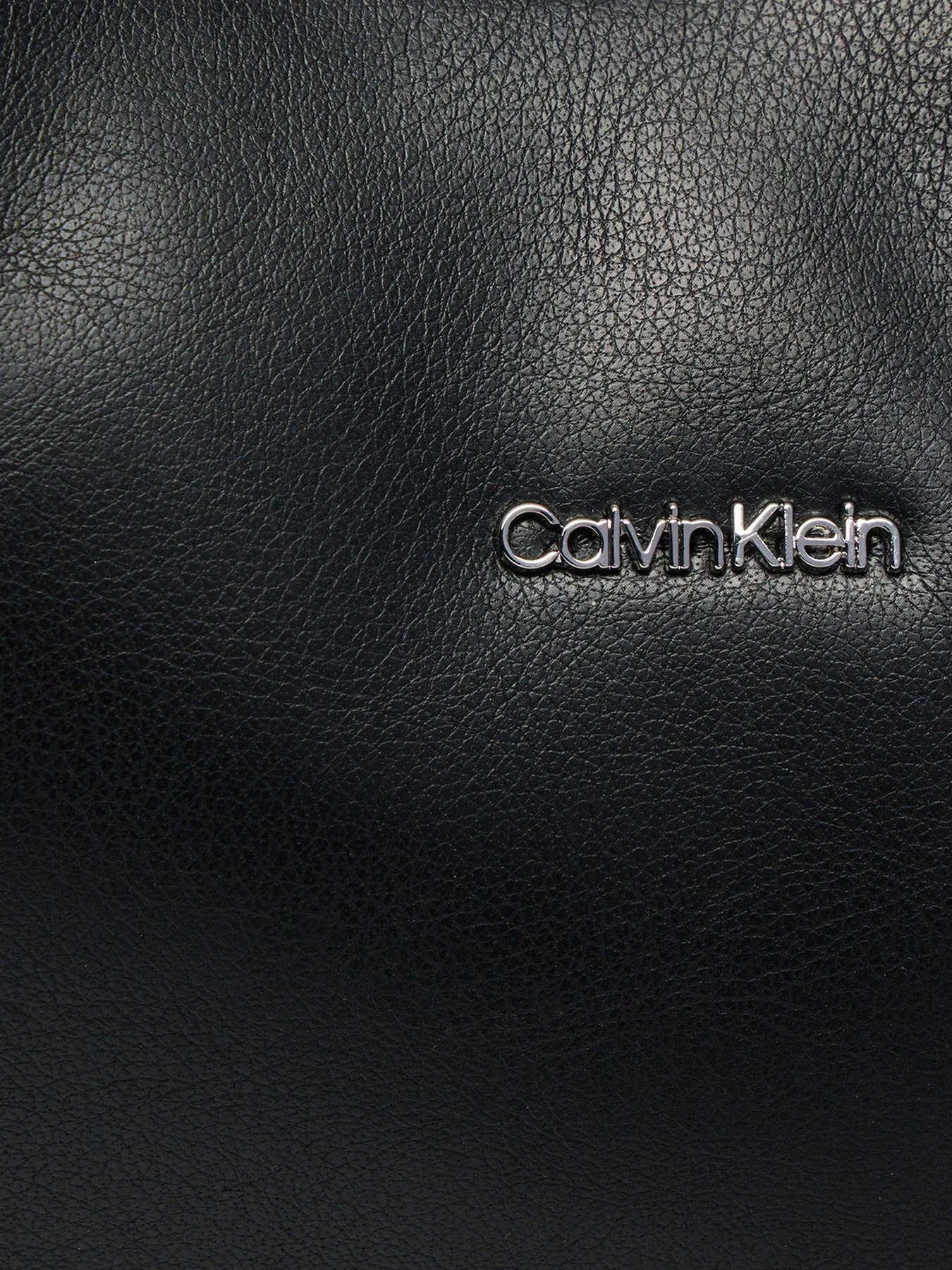 Сумки Calvin Klein Emma Shoulder Bag модель K60K611746-BEH Сумки Calvin Klein Emma Shoulder Bag модель K60K611746-BEH Фото
