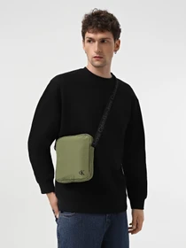 Сумки Calvin Klein Ultralight Reporter18 Ny модель K50K511780-L9N Фото