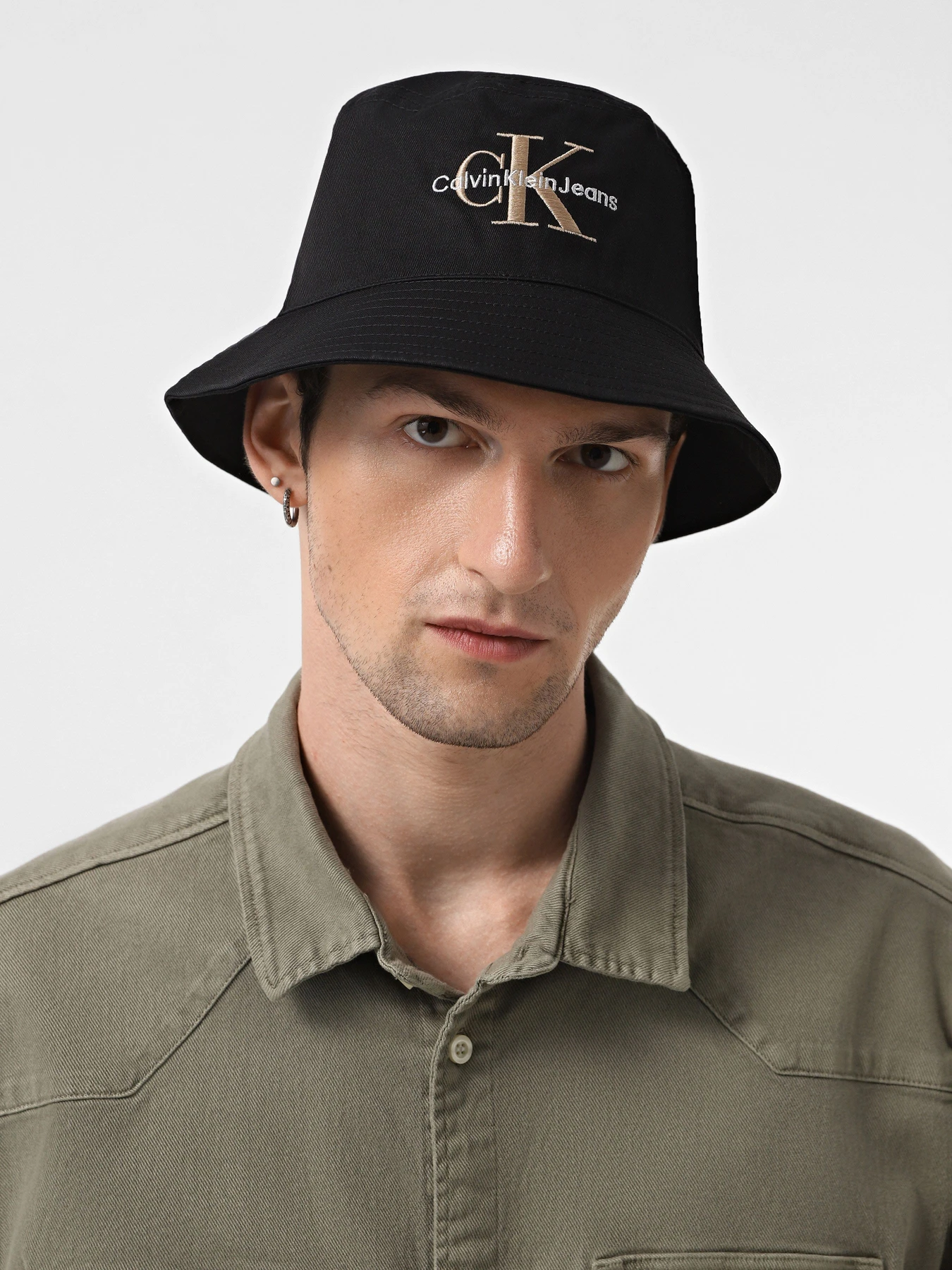 Шапки и кепки Calvin Klein Monogram Bucket Hat модель K50K510788-0GQ Фото