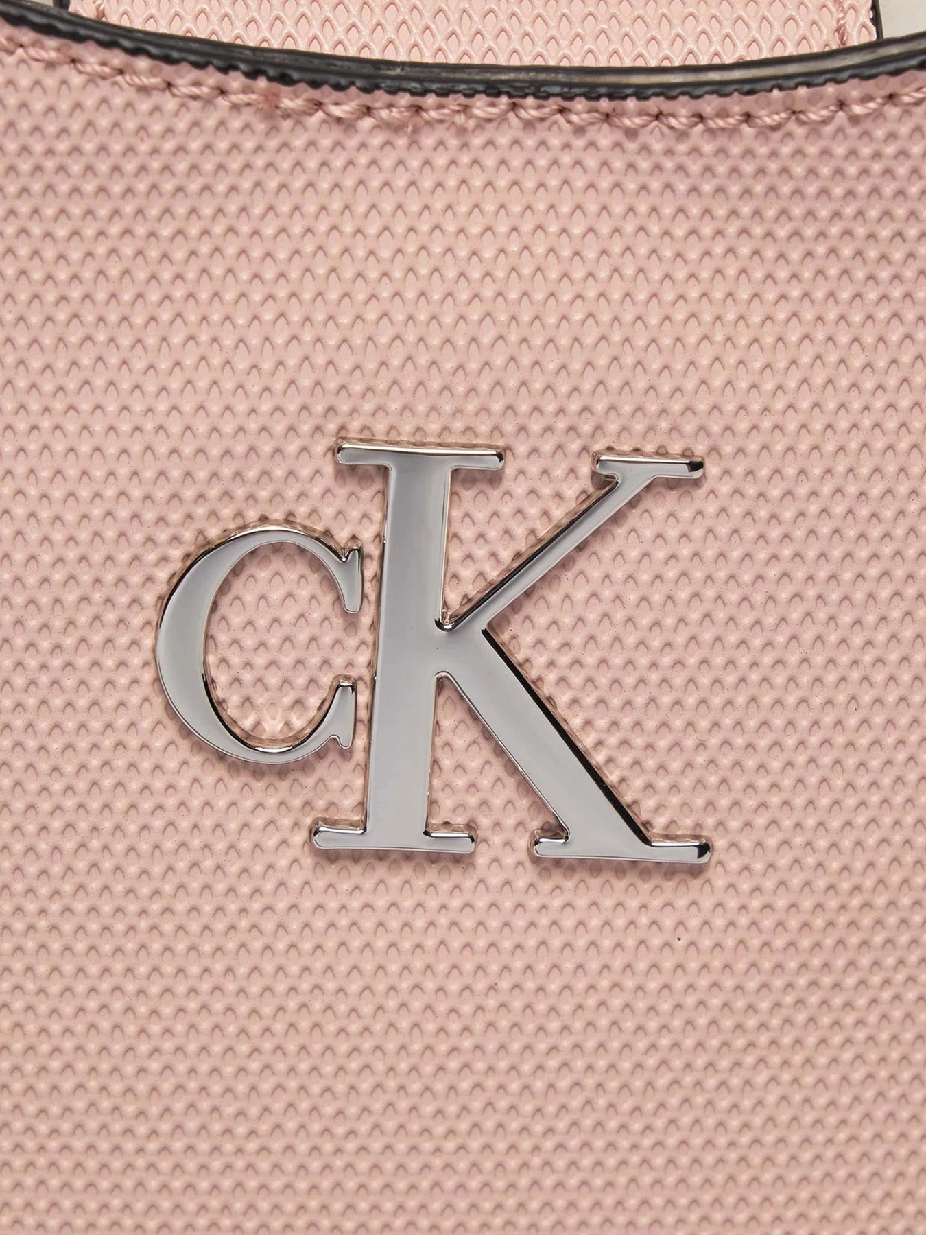 Сумки Calvin Klein Minimal Monogram A Shoulderbag T модель K60K611820-TFT Фото