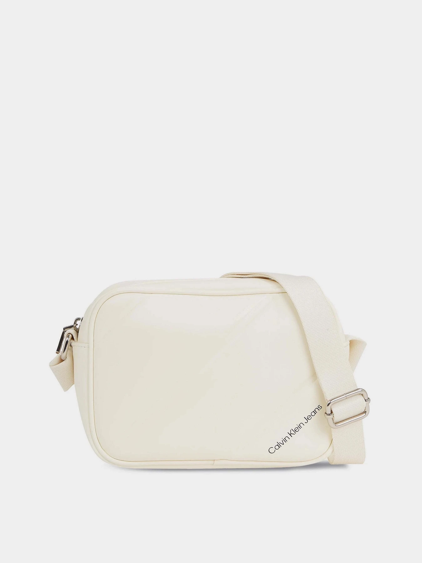 Сумки Calvin Klein Quilted Camerabag18 модель K60K611821-YAN Сумки Calvin Klein Quilted Camerabag18 модель K60K611821-YAN Фото