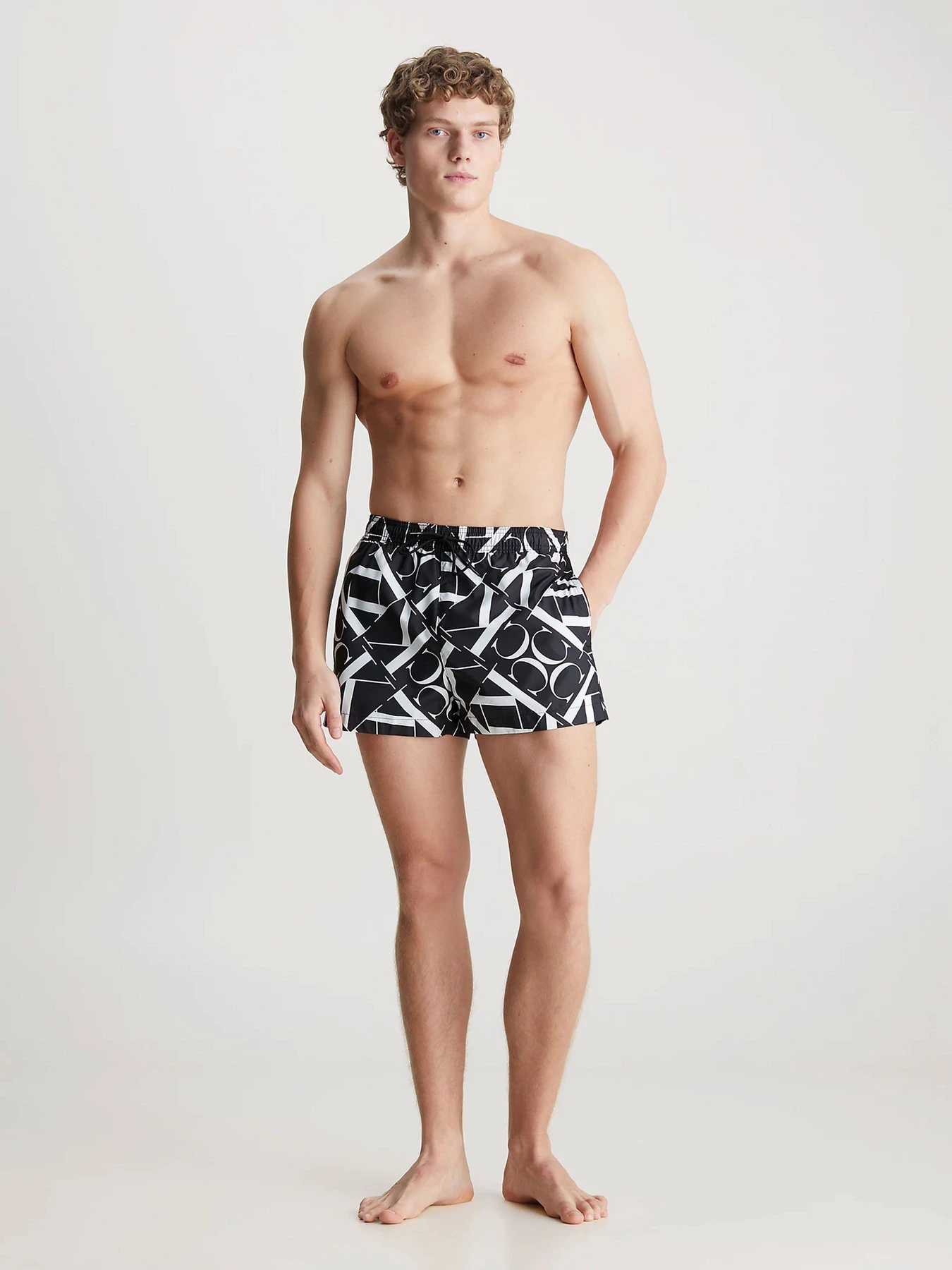 Одежда для пляжа Calvin Klein Underwear Monogram модель KM0KM00968-0GK Фото