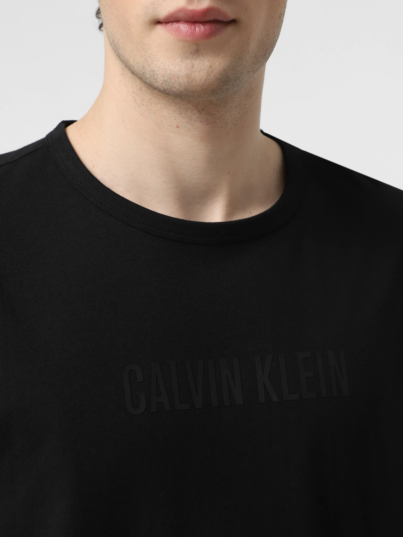 Футболки и поло Calvin Klein Underwear Intense Power Lounge модель 000NM2567E-UB1 Футболки и поло Calvin Klein Underwear Intense Power Lounge модель 000NM2567E-UB1 Фото