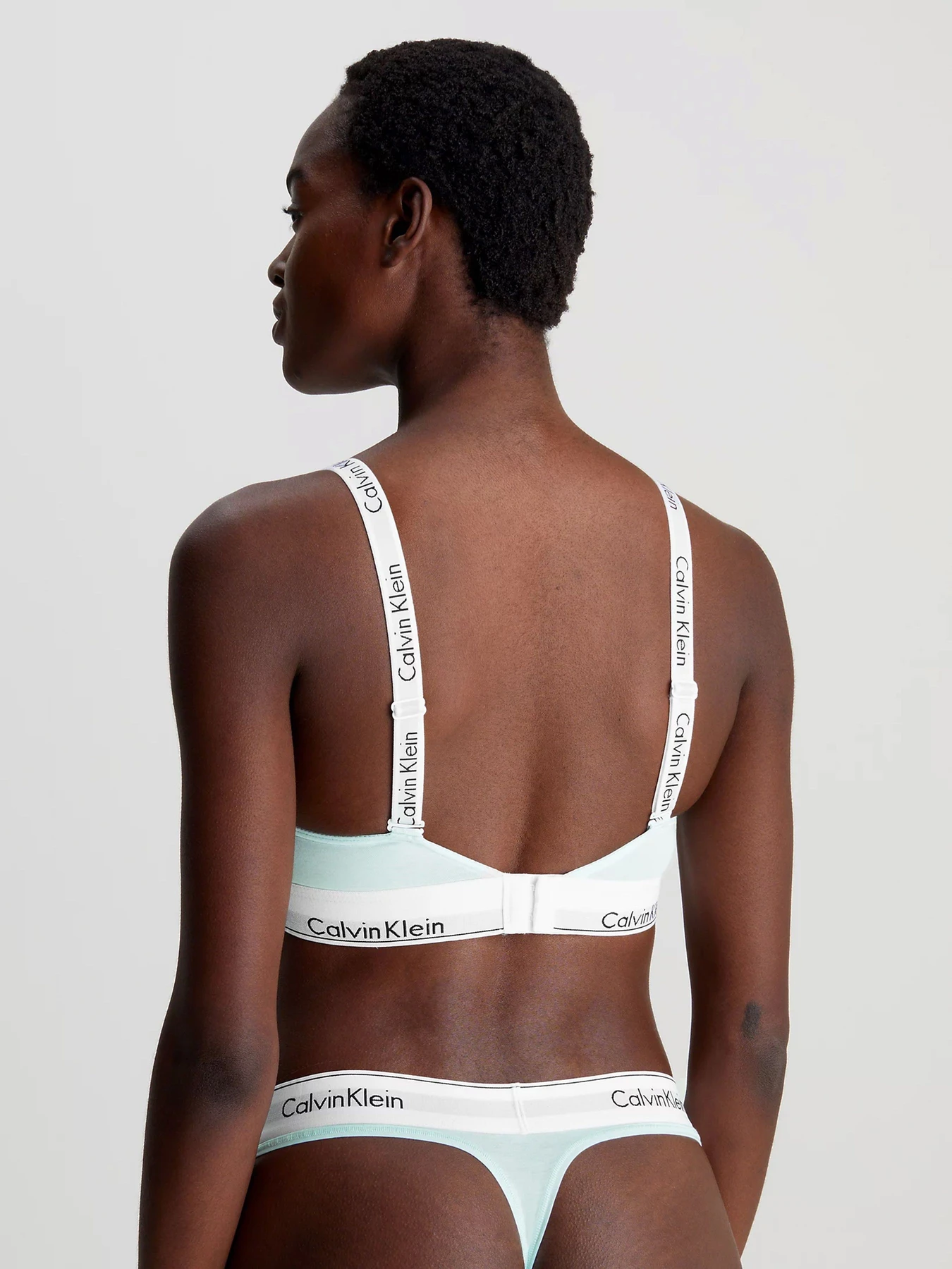 Нижнее белье Calvin Klein Underwear Modern Cotton модель 000QF7059E-LKW Нижнее белье Calvin Klein Underwear Modern Cotton модель 000QF7059E-LKW Фото