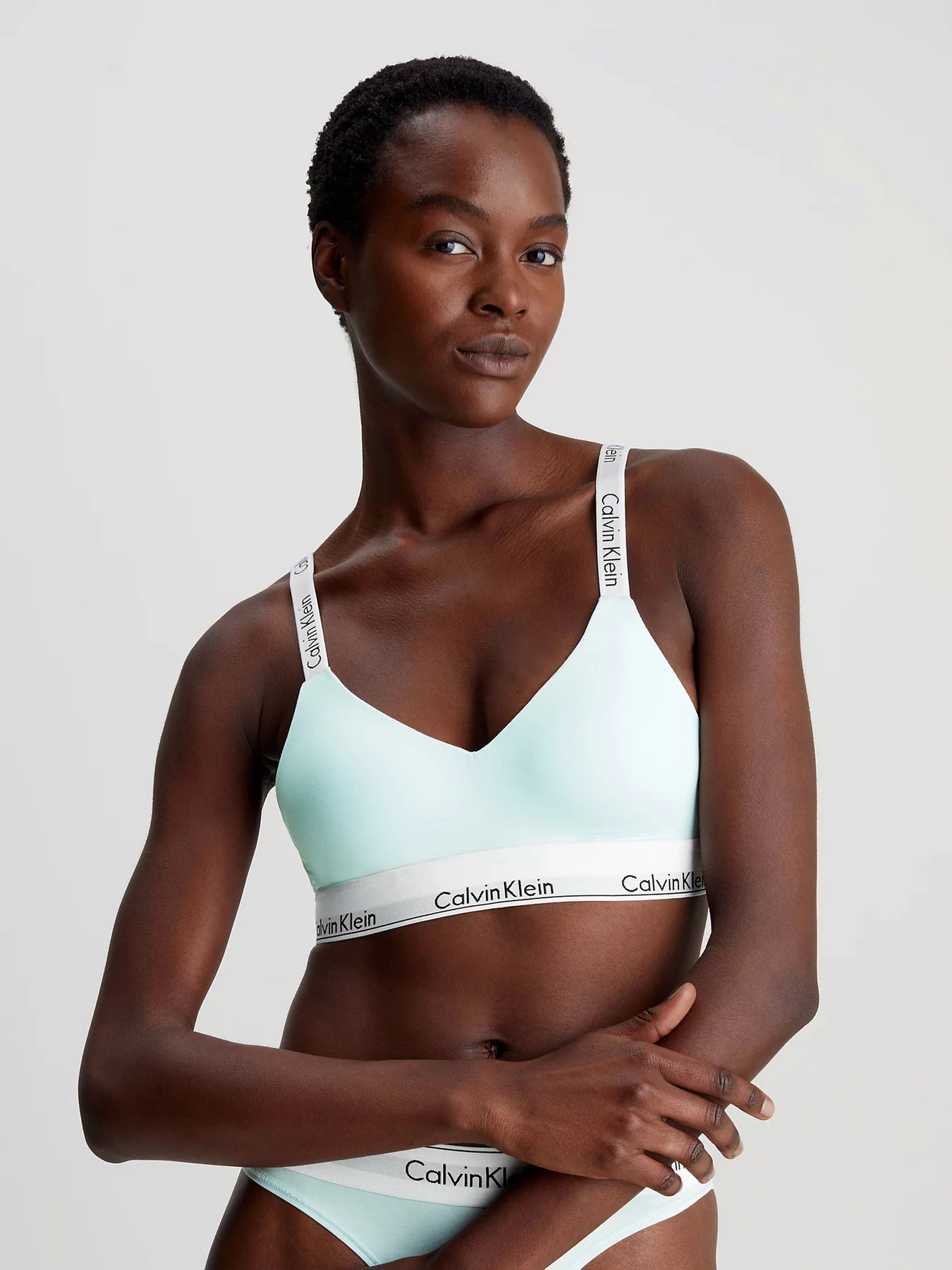 Нижнее белье Calvin Klein Underwear Modern Cotton модель 000QF7059E-LKW Нижнее белье Calvin Klein Underwear Modern Cotton модель 000QF7059E-LKW Фото