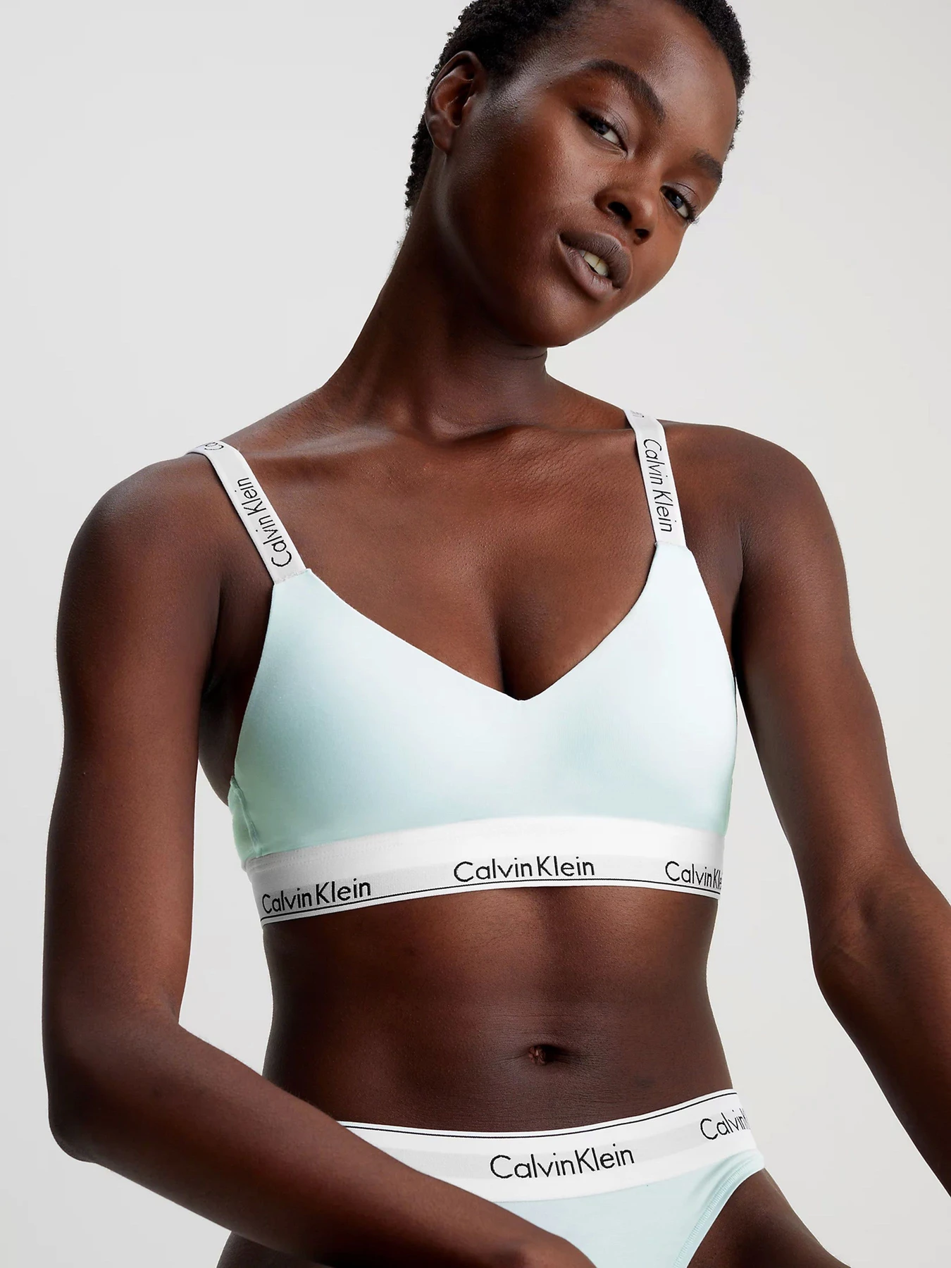 Нижнее белье Calvin Klein Underwear Modern Cotton модель 000QF7059E-LKW Нижнее белье Calvin Klein Underwear Modern Cotton модель 000QF7059E-LKW Фото