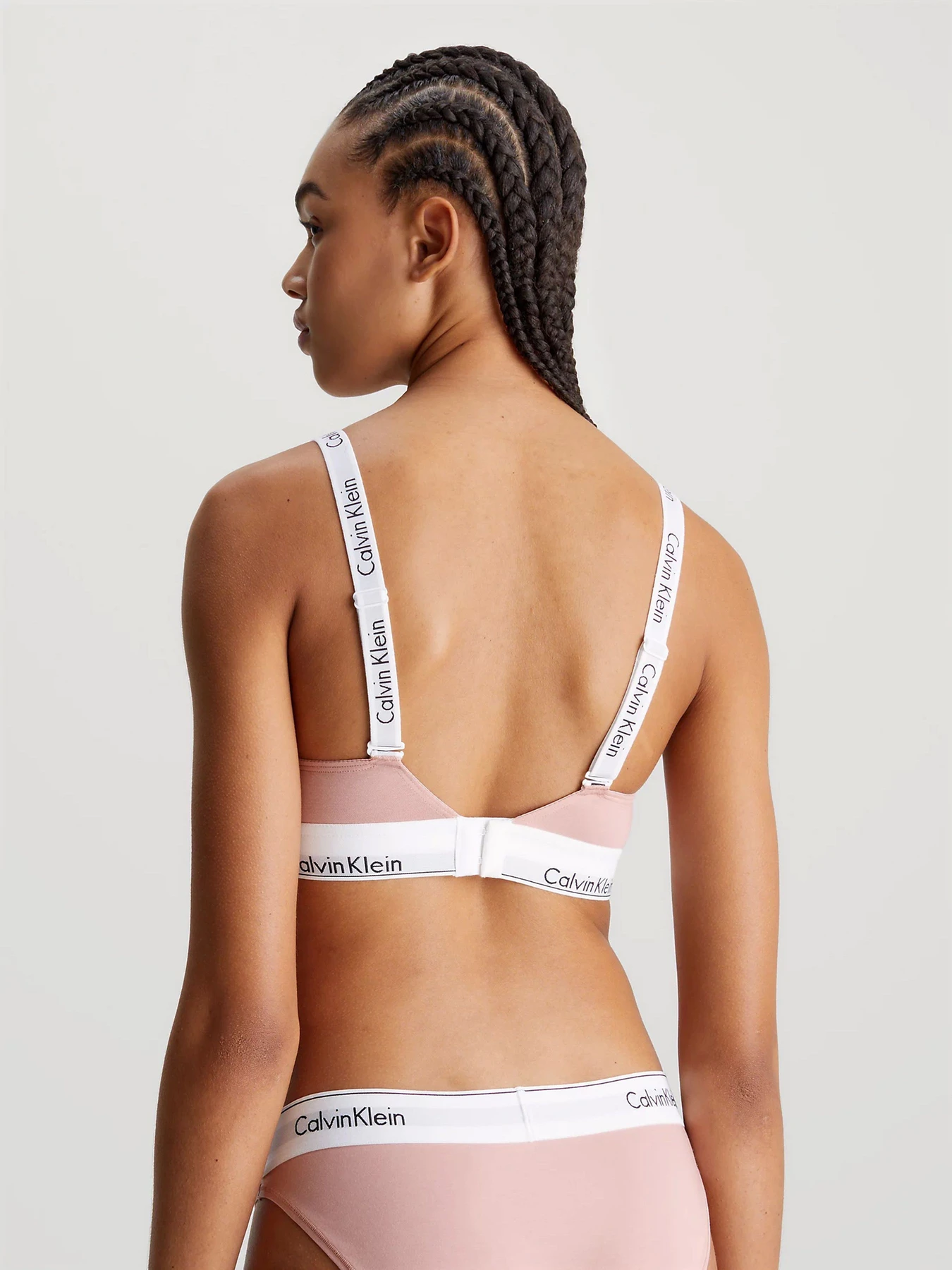 Нижнее белье Calvin Klein Underwear Modern Cotton модель 000QF7059E-TQO Фото