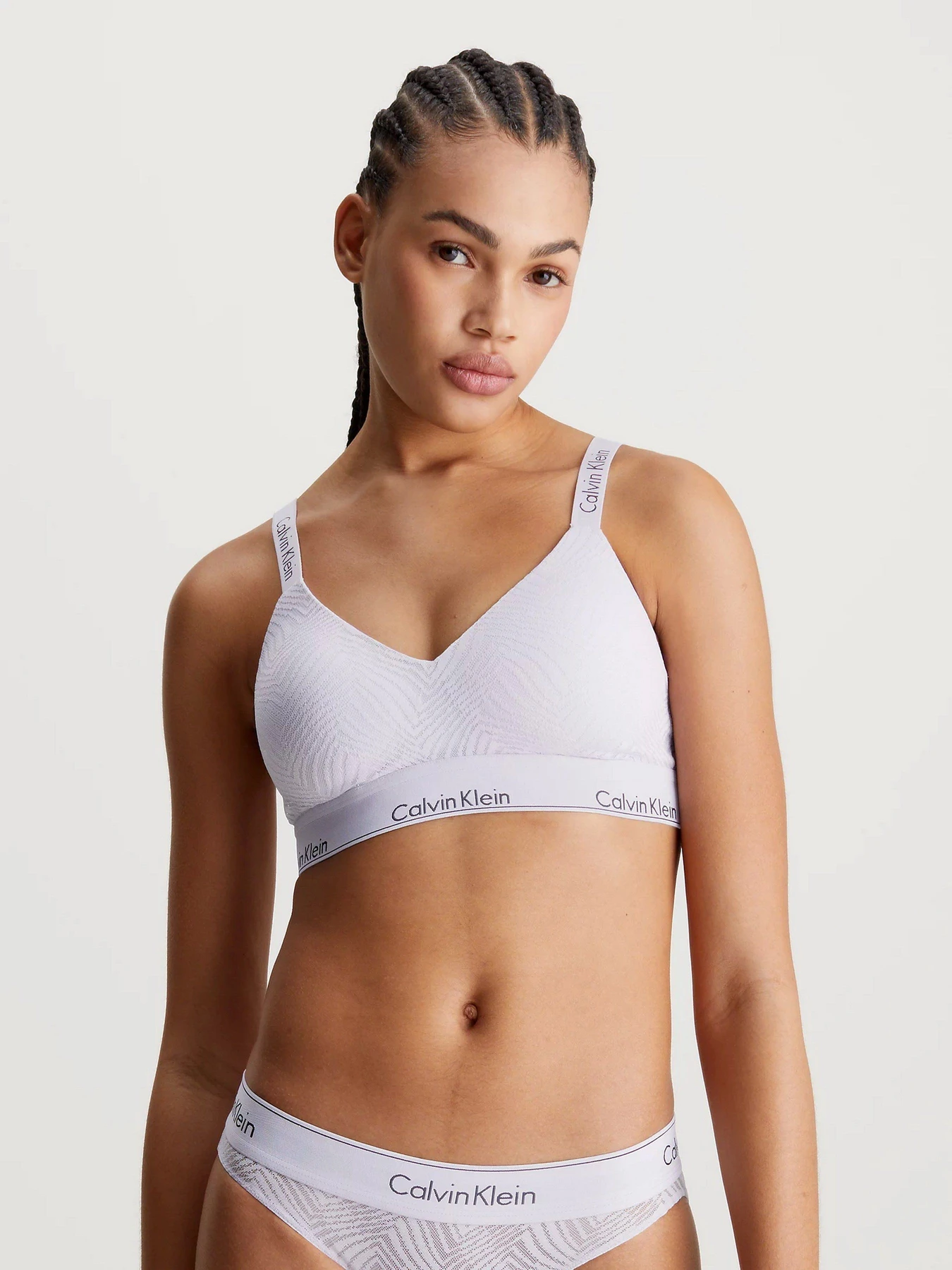 Нижнее белье Calvin Klein Underwear Modern Lace модель 000QF7797E-LL0 Фото