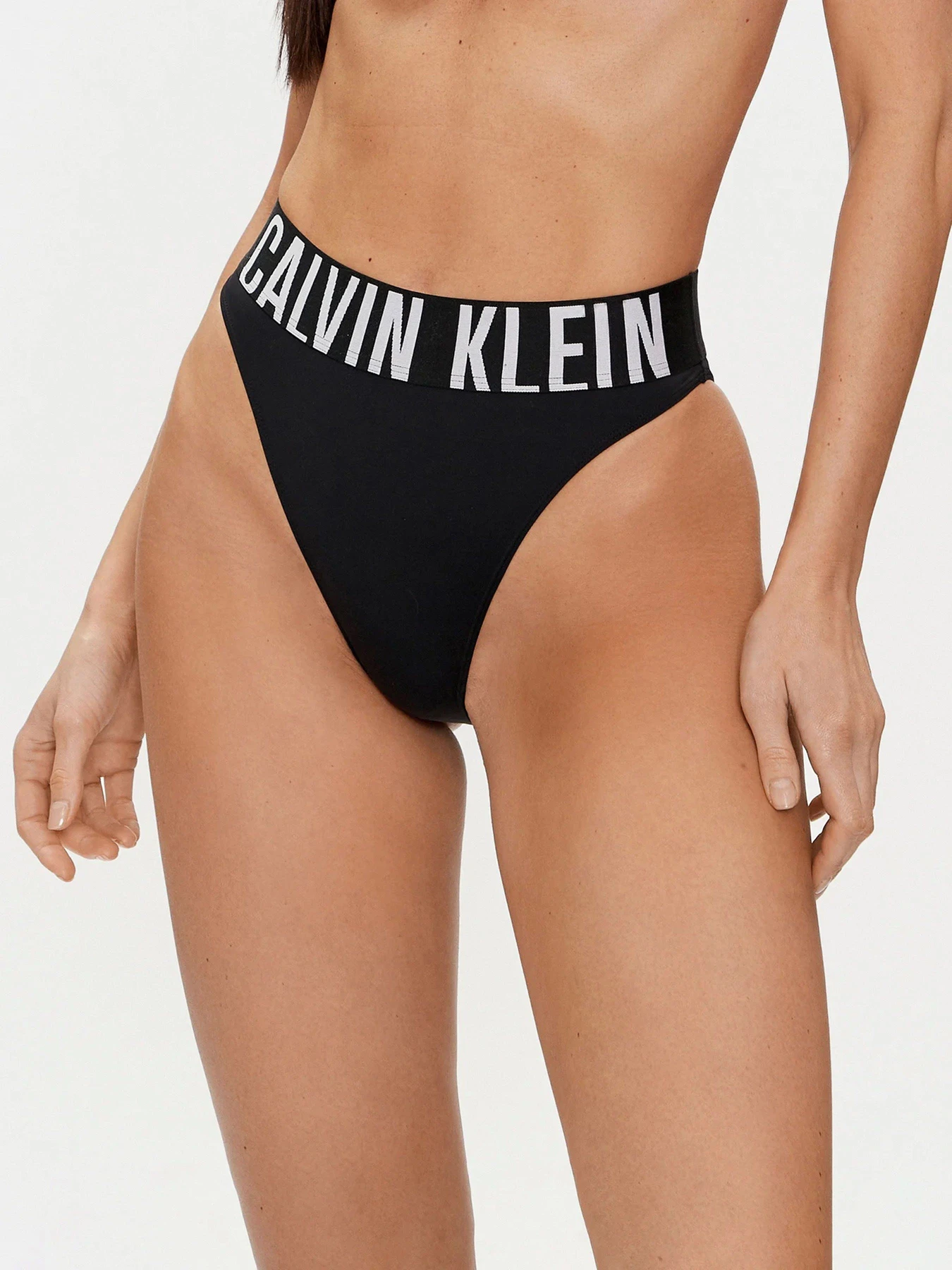 Нижнее белье Calvin Klein Underwear Intense Power Micro модель 000QF7639E-UB1 Фото
