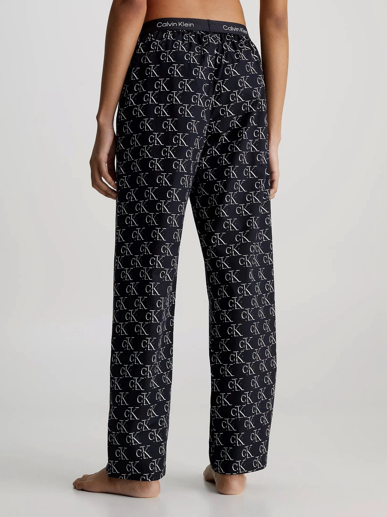 Одежда для дома и сна Calvin Klein Underwear 1996 Wovens Cotton модель 000QS6973E-LOC Одежда для дома и сна Calvin Klein Underwear 1996 Wovens Cotton модель 000QS6973E-LOC Фото